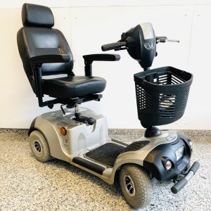 neo 8 rental scooter